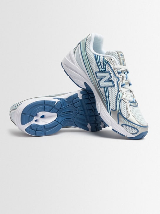 New Balance: Sneakers à lacets en synthétique 740