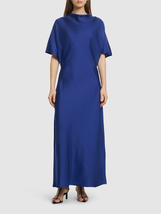 Róhe: Robe mi-longue en soie drapée fluide