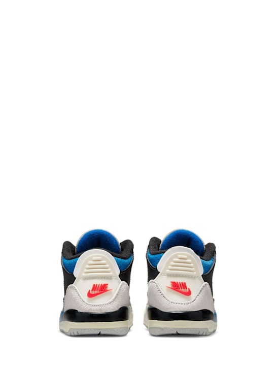 Jordan: Jordan 3 Retro OG sneakers