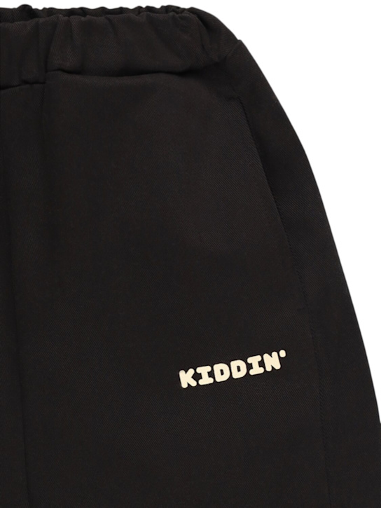 Kiddin: Pantaloni chino oversize in cotone stretch