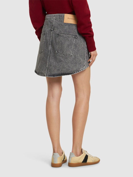 JW Anderson: Jupe courte en denim avec poches plaquées