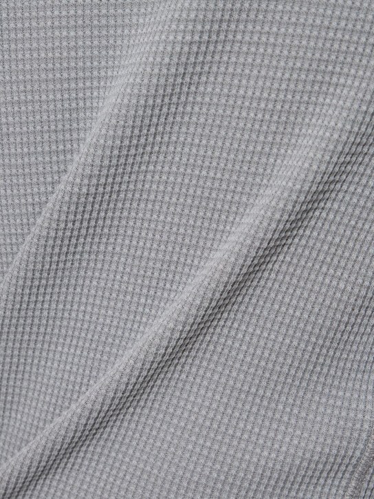 Entire Studios: Camiseta con manga larga
