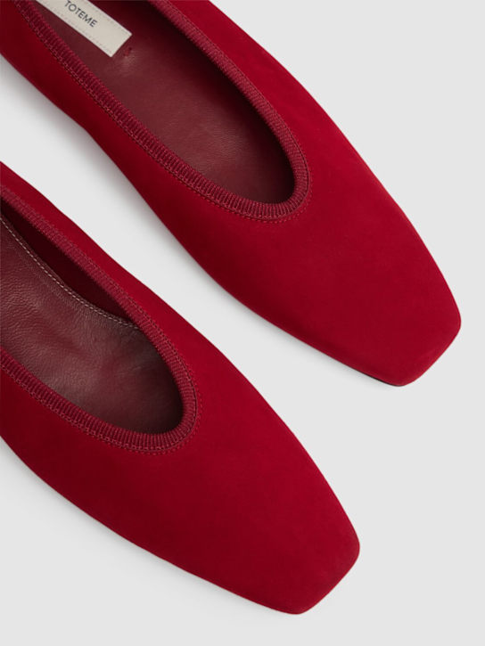 Toteme: Ballerines en daim Minimalist 10 mm
