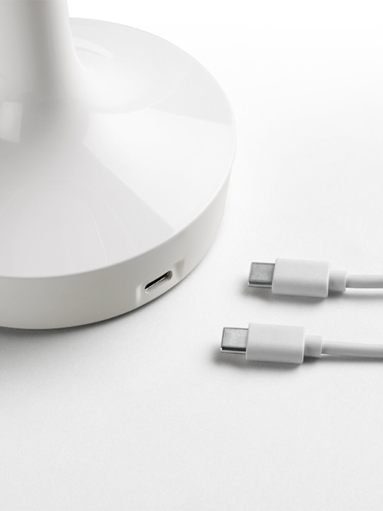 Flos: Lampada da tavolo portatile BON JOUR UNPLUGGED