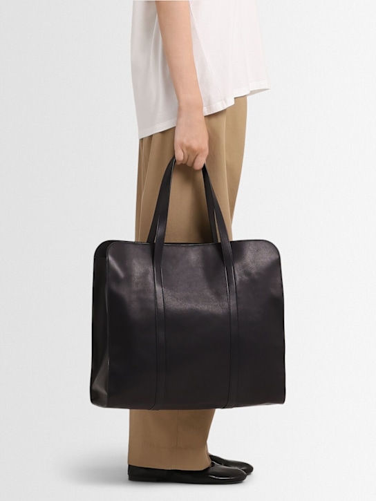 The Row: Tote aus Leder „Ben“