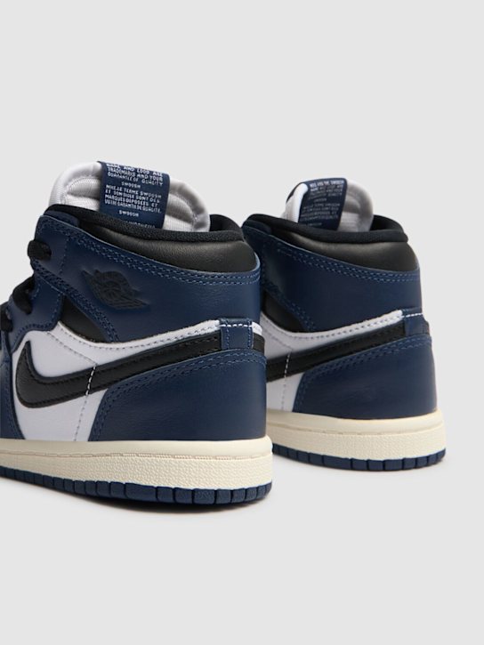Jordan: Sneakers Jordan 1 Retro High OG