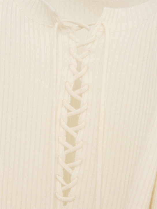 Ann Demeulemeester: Pull court Fanja serafino à lacets