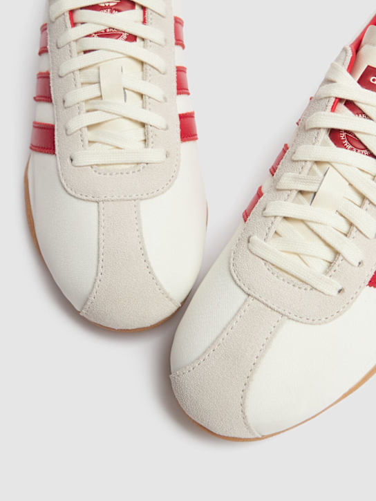 adidas Originals: Sneakers Tokyo