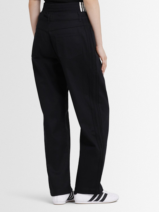 adidas Originals: Pantalon utilitaire Firebird en denim