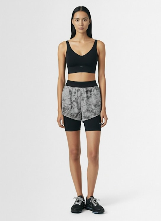 Nike: Shorts de running Swift réfléchissants
