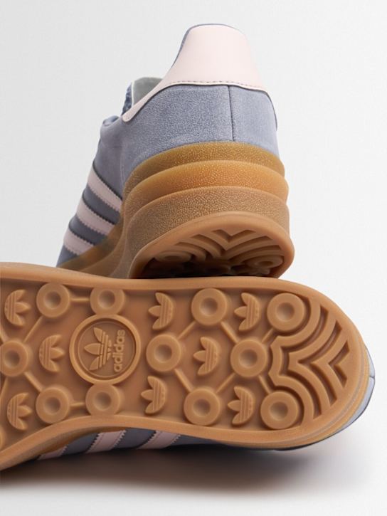 adidas Originals: Sneakers à lacets Gazelle Bold
