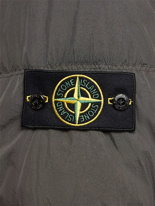 Stone Island: Kurze Daunenjacke aus Nylon