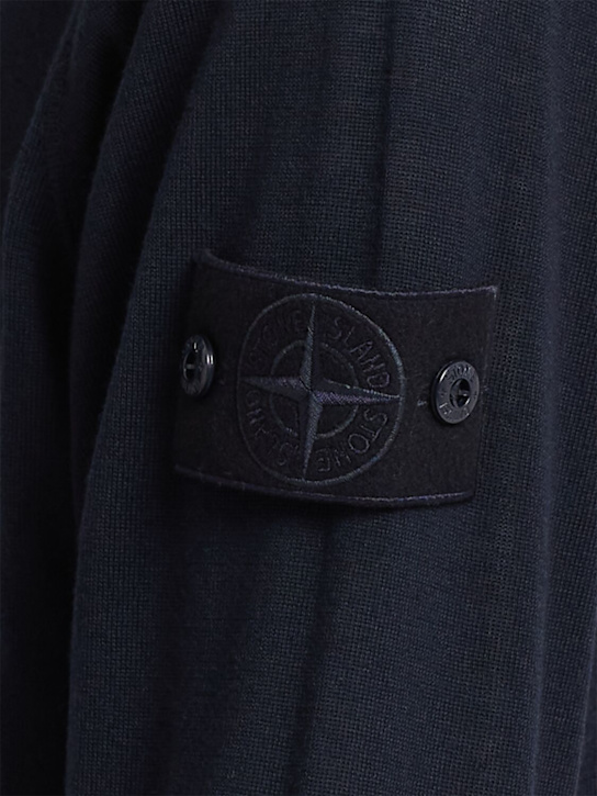 Stone Island: Pull-over en laine légère à col roulé