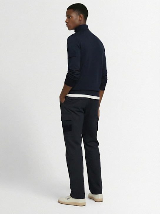 Stone Island: Pull-over en laine légère à col roulé