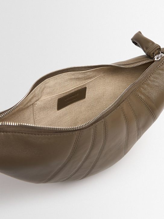 Lemaire: Kleine Schultertasche aus Nappaleder „Croissant“