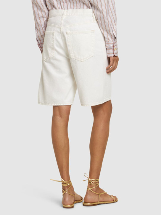 Frame: Shorts de denim de algodón