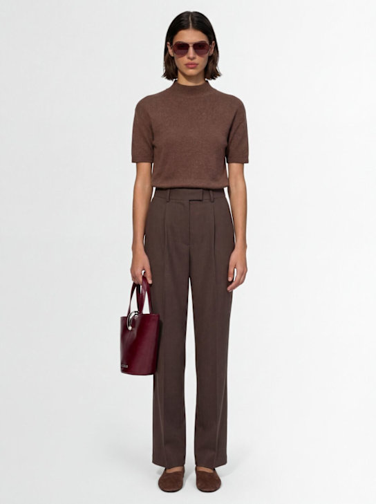 Jacquemus: Pull-over en laine mélangée La maille castagna