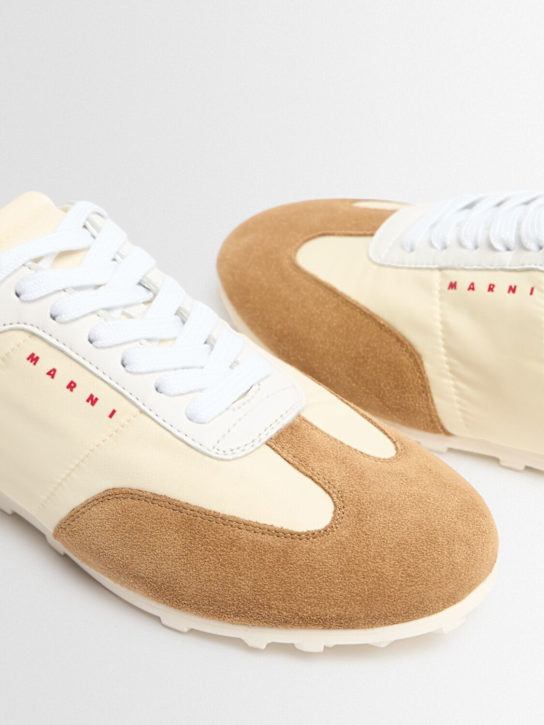 Marni: Sneakers de nylon