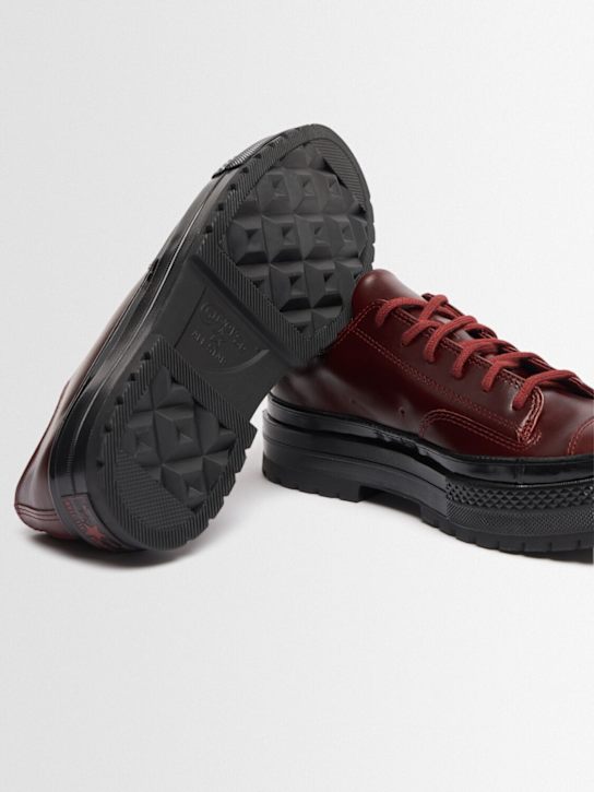 Converse: 30mm hohe Sneakers aus Leder „Chuck 70 National“
