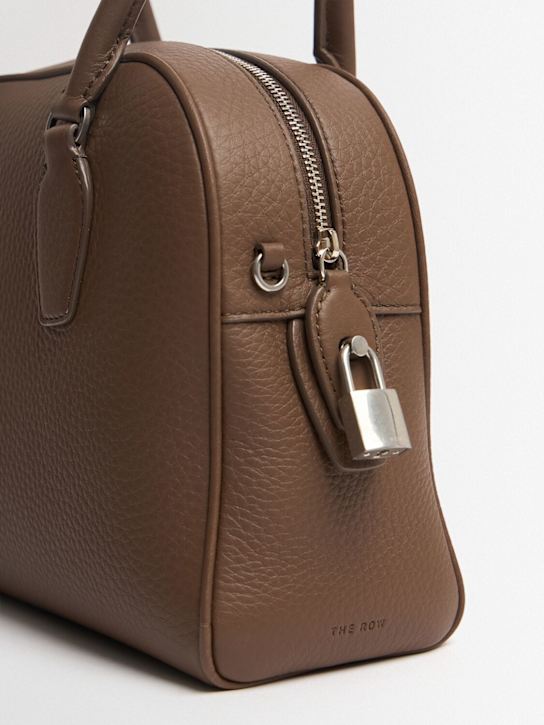 The Row: Sac en cuir grainé India 10