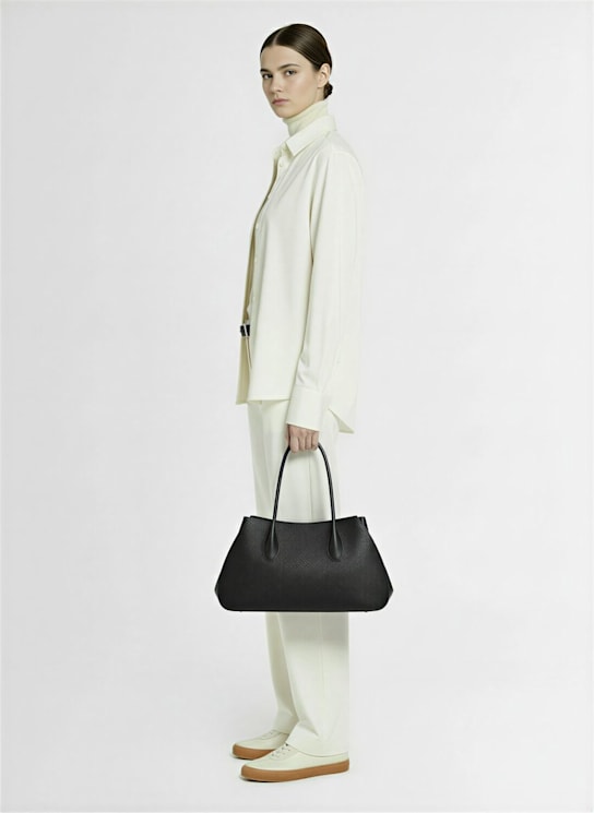 The Row: Bolso Argel de piel de grano