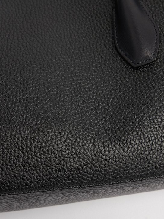 The Row: Bolso Argel de piel de grano
