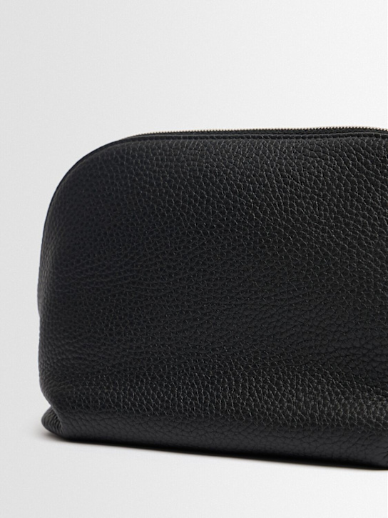The Row: Busta Agnes in pelle martellata