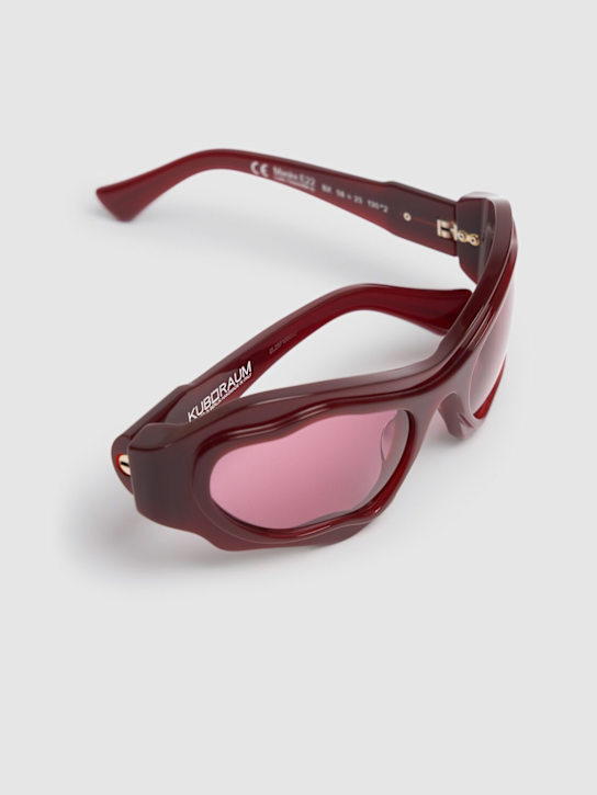 Kuboraum Berlin: Lunettes de soleil E22 BX