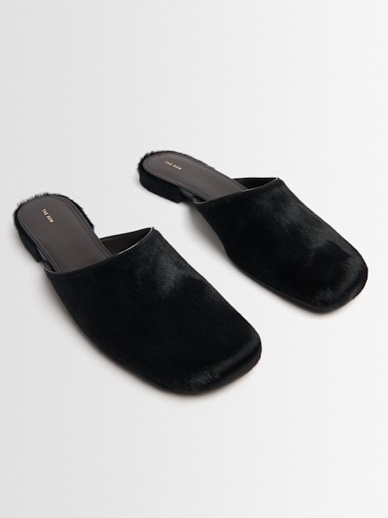 The Row: Mules de piel efecto potro