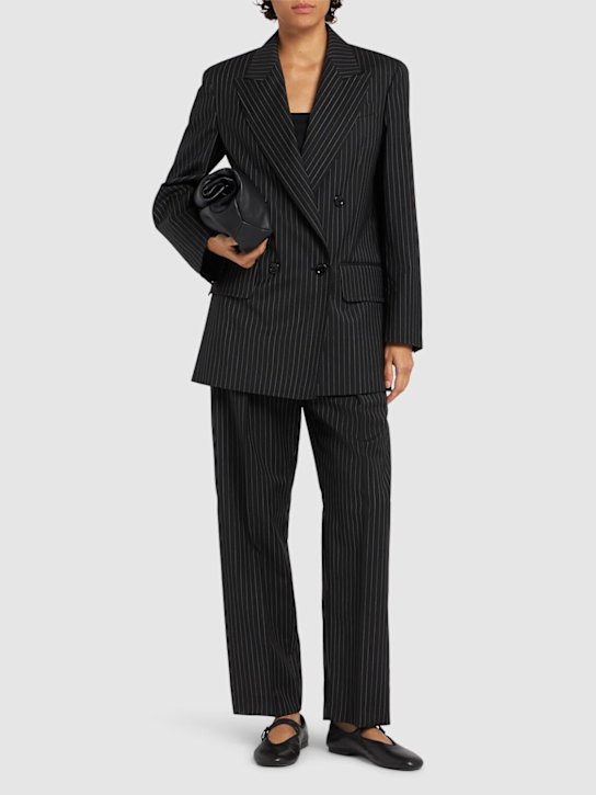 Max Mara: Blazer aus Wolle mit Nadelstreifen „Mattia“
