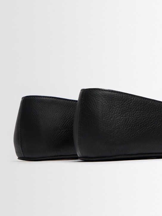 The Row: Lederschuhe „Leo“
