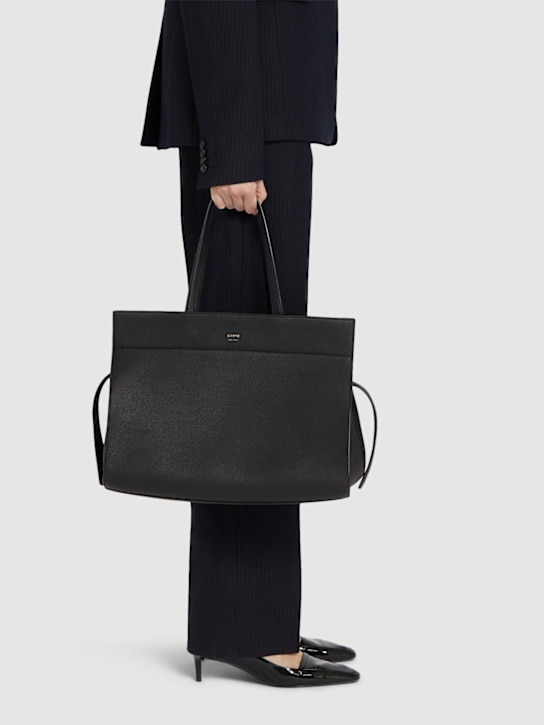 Khaite - Borsa shopping Crosby in pelle liscia