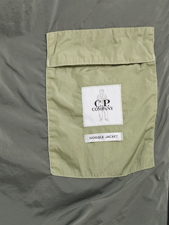 C.P. Company: Daunenjacke aus Nylon „Chrome-R“