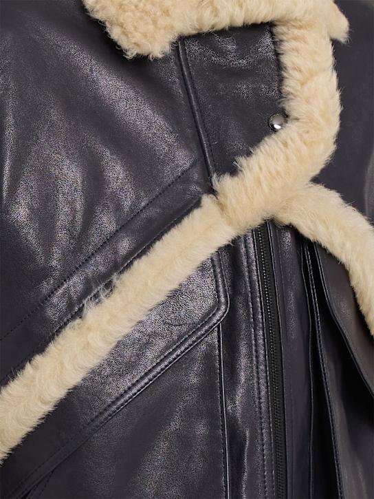 Magda Butrym: Giacca in pelle e shearling
