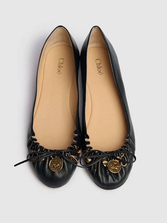Chloé: Bailarinas de piel