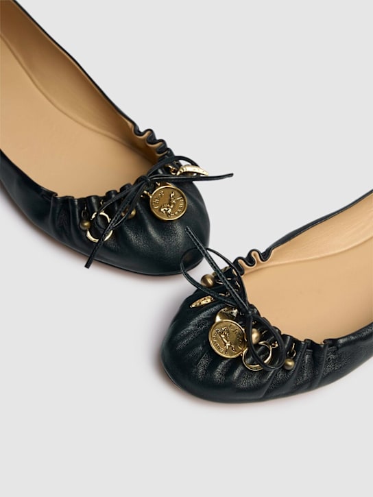 Chloé: Bailarinas de piel