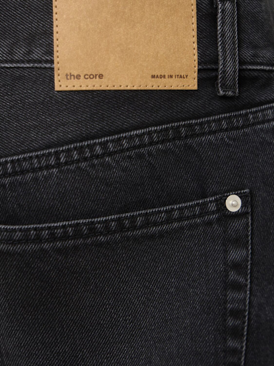 THE CORE: 5-pocket denim jeans