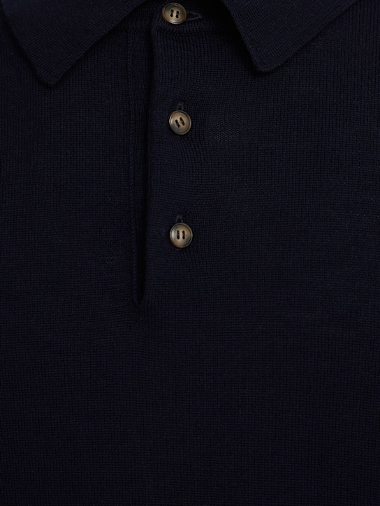 THE CORE: Lightweight wool knit polo