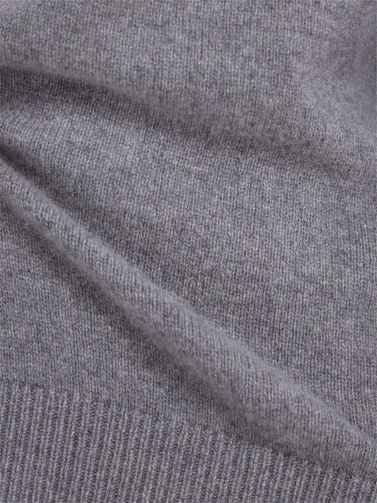 THE CORE: Wool knit crewneck sweater