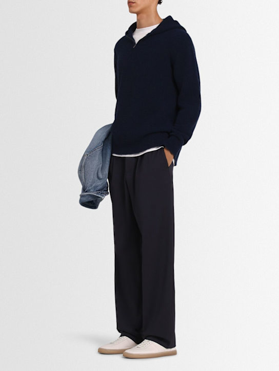 THE CORE: Half-zip wool knit hoodie
