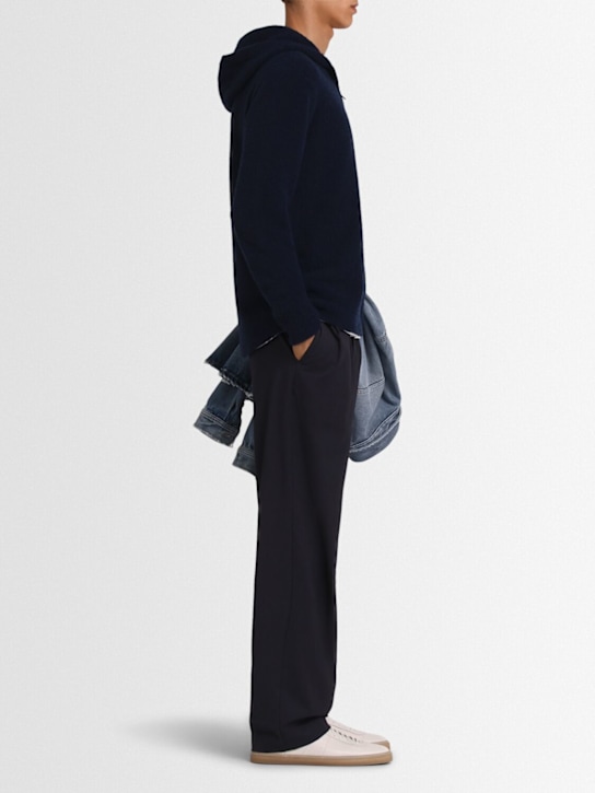 THE CORE: Half-zip wool knit hoodie