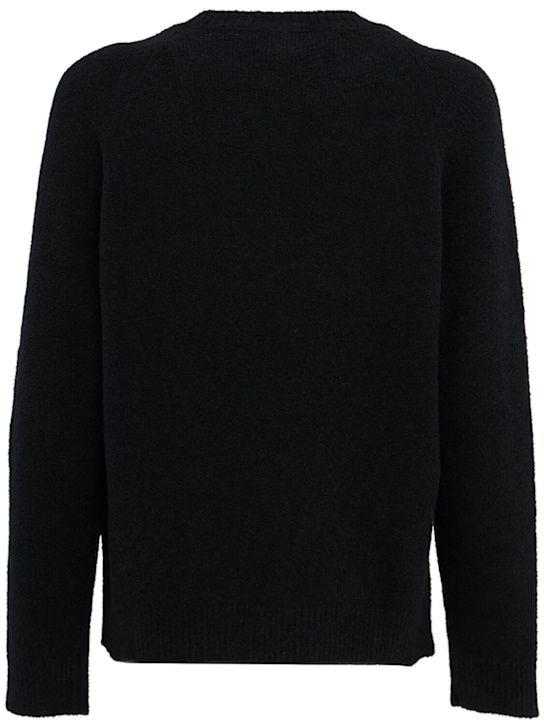 THE CORE: Wool knit crewneck sweater