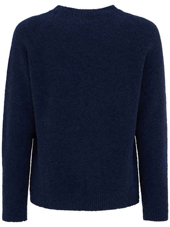 THE CORE: Wool knit crewneck sweater