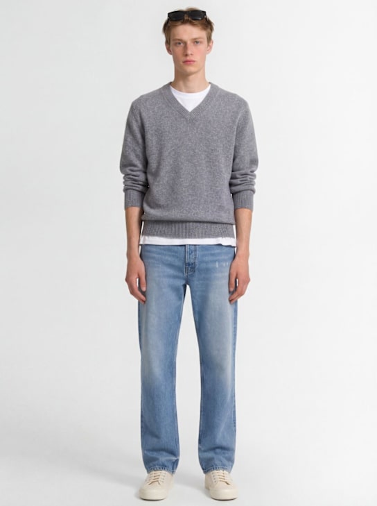 THE CORE - Wool knit V-neck sweater