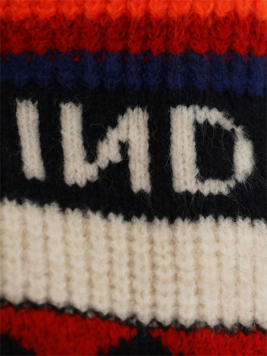 INDEE: Acrylic Blend Sweater