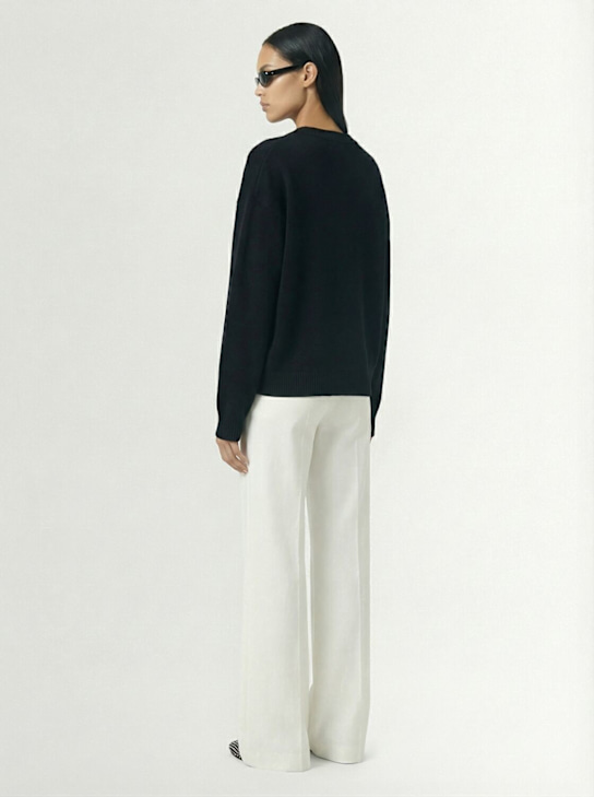 1929: Pull col V Zefiro en Eco‑Cashmere