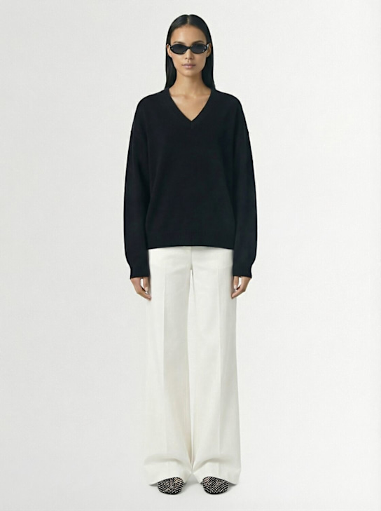 1929 - Zefiro Sweater in Eco-Cashmere with V-Neck