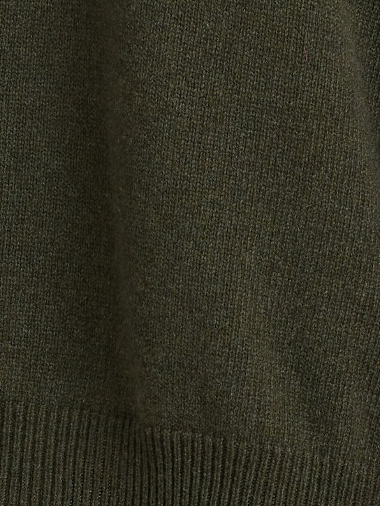 1929: Zefiro V-Neck Sweater in Eco-Cashmere