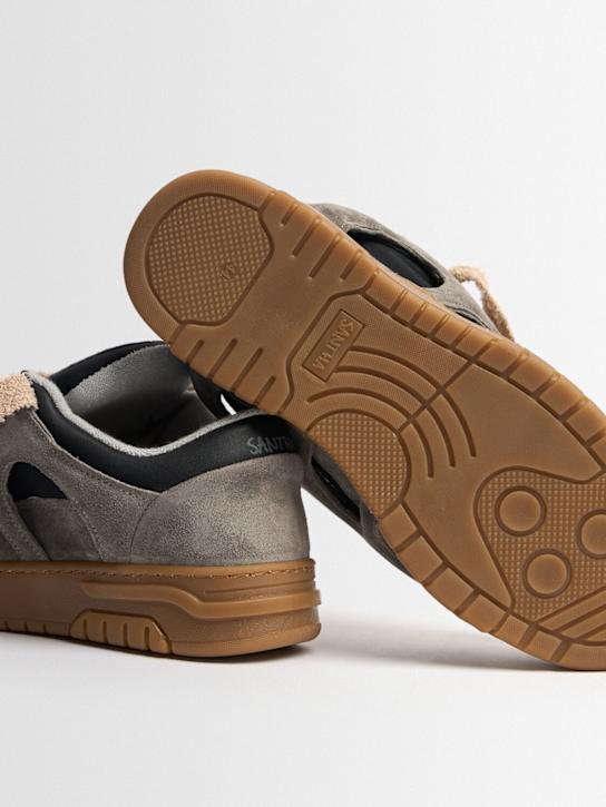 Santha: Sneakers Model 1