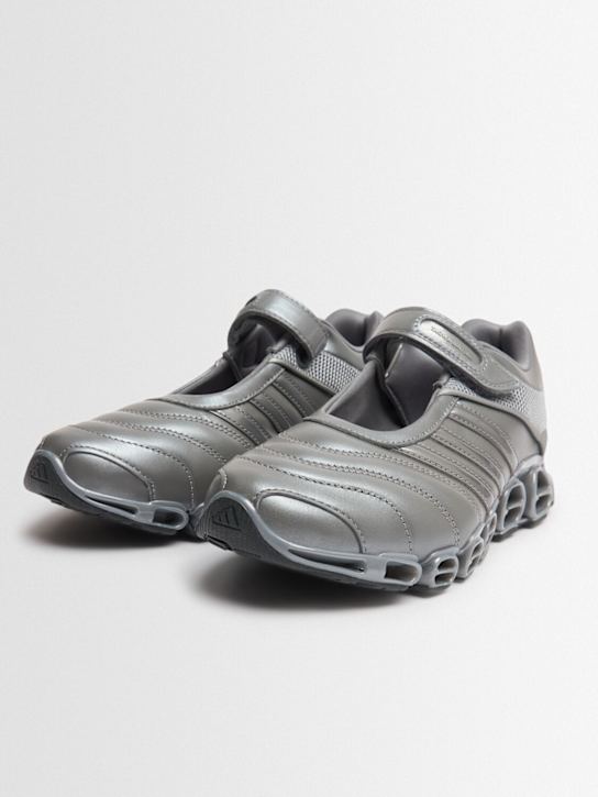 adidas Originals - Taqwa Bint Ali Megaride sneakers